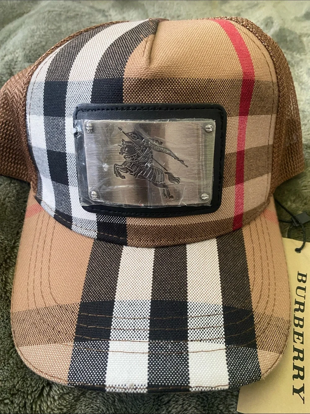 Burberry Beige Black White Plaid Trucker Hat - Picture 4 of 7